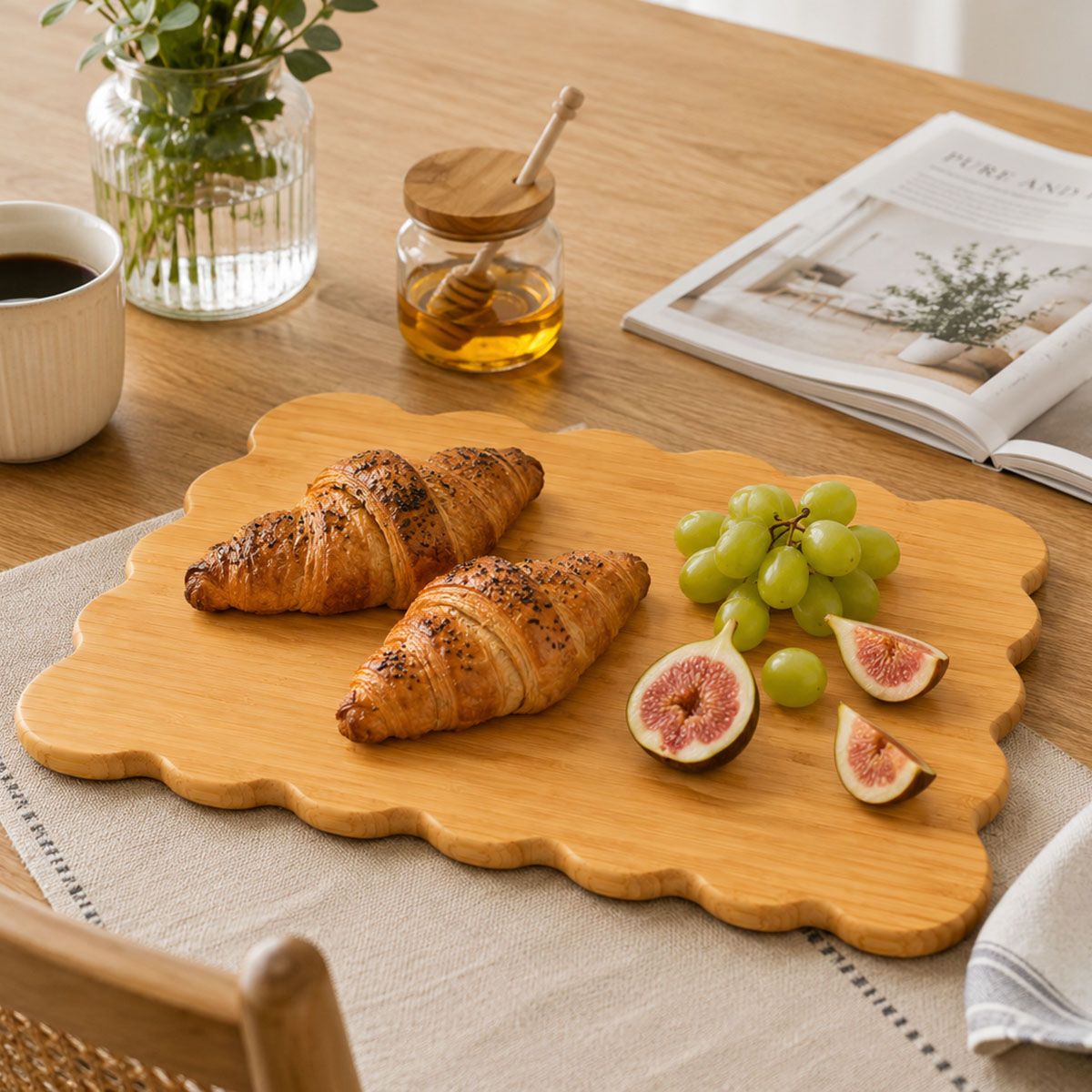 Lace tray