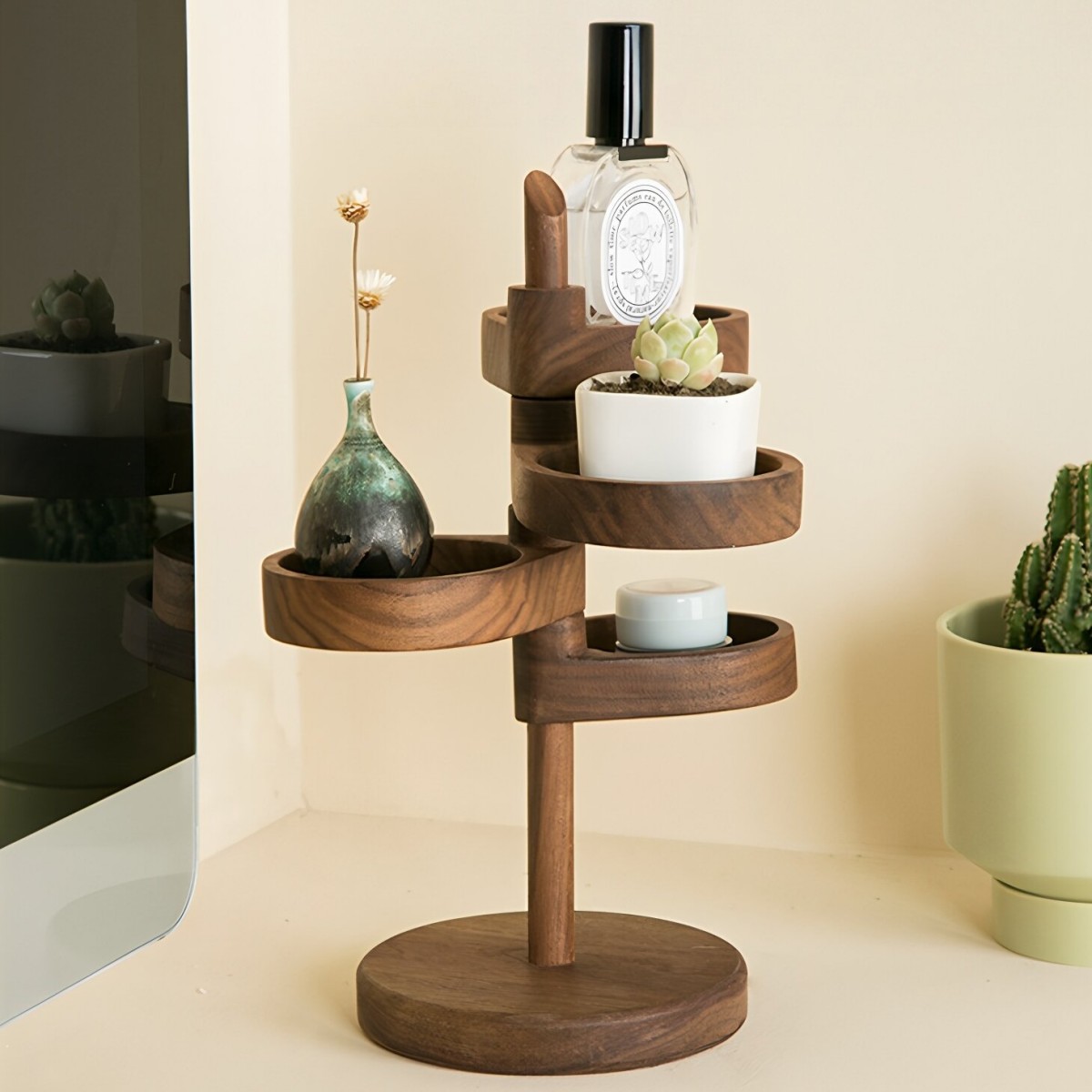 Rotating wooden storage rack