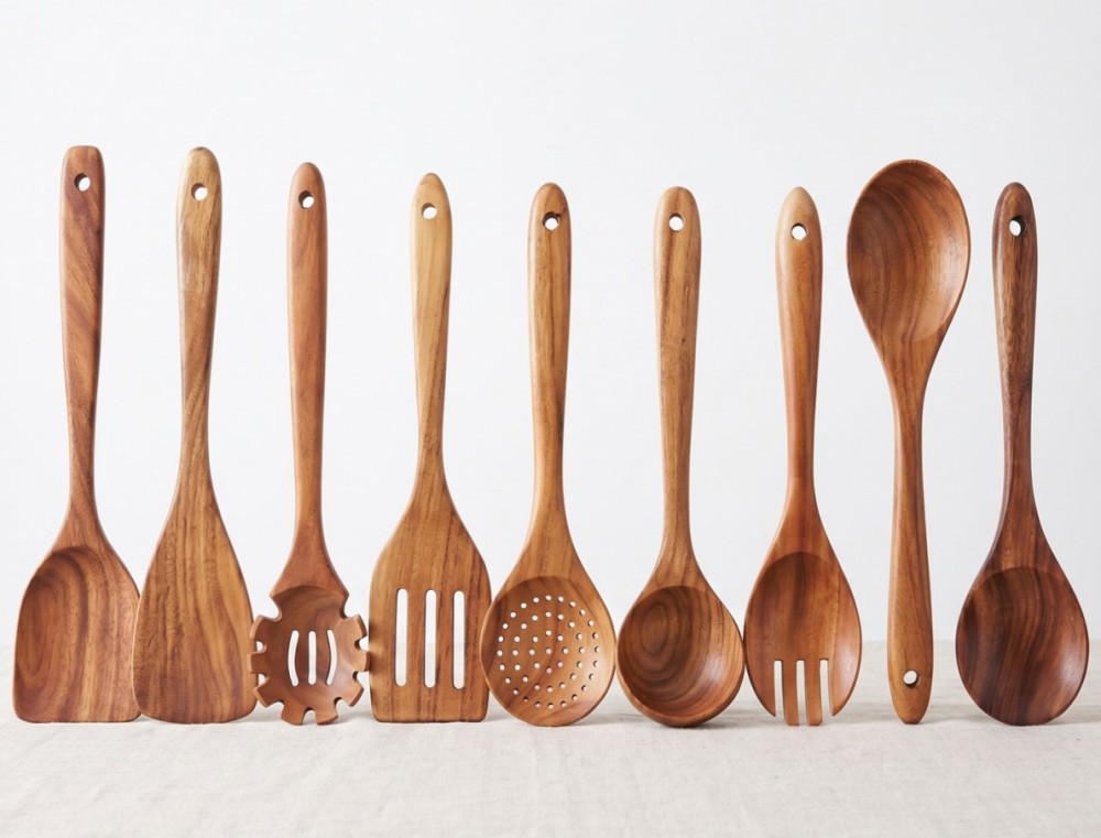 Teakwood Pot Lifter and Spoon Set of 9(Image5)